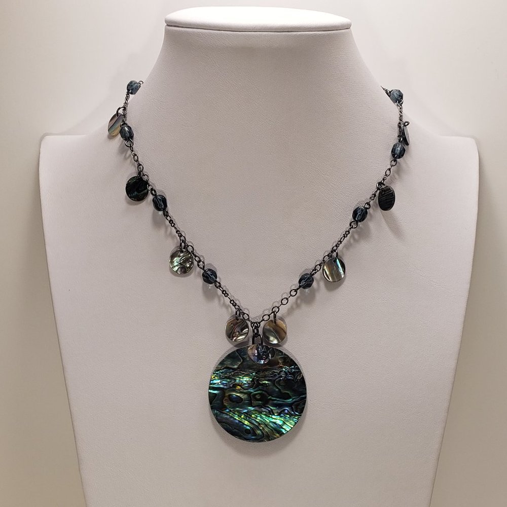 Lia sophia. Iridescent shell pendant necklace.